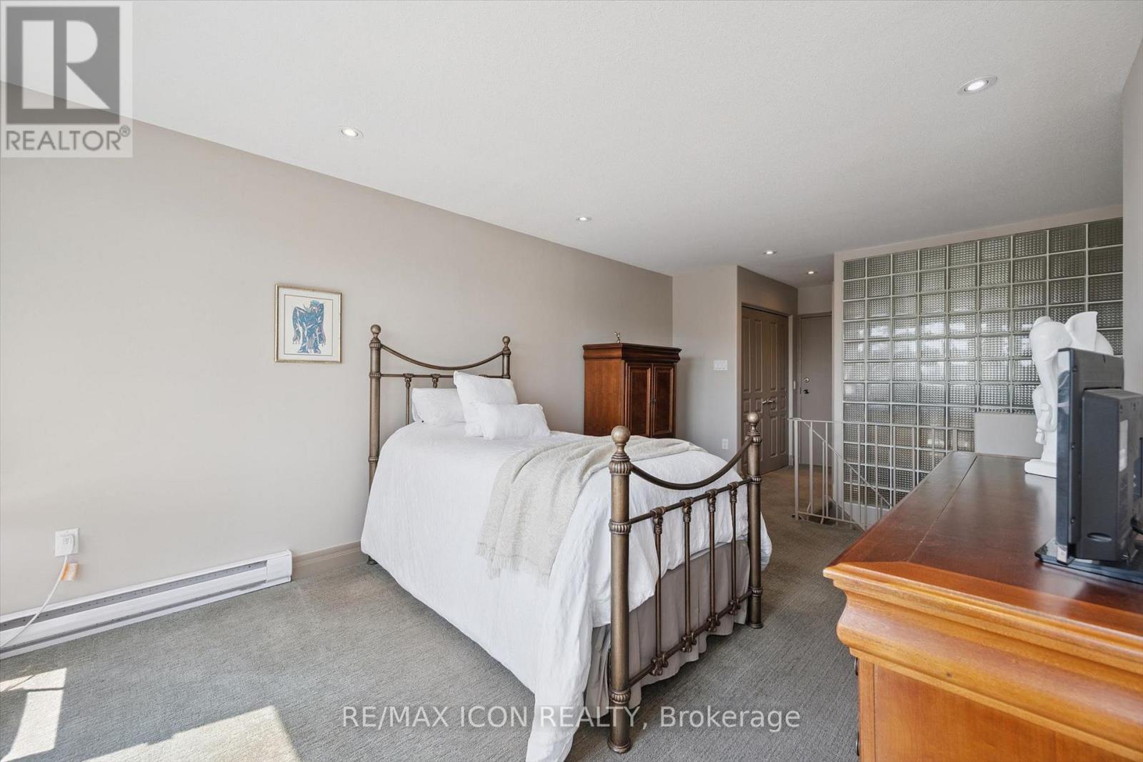 329 - 36 Hayhurst Road Property Photo 20