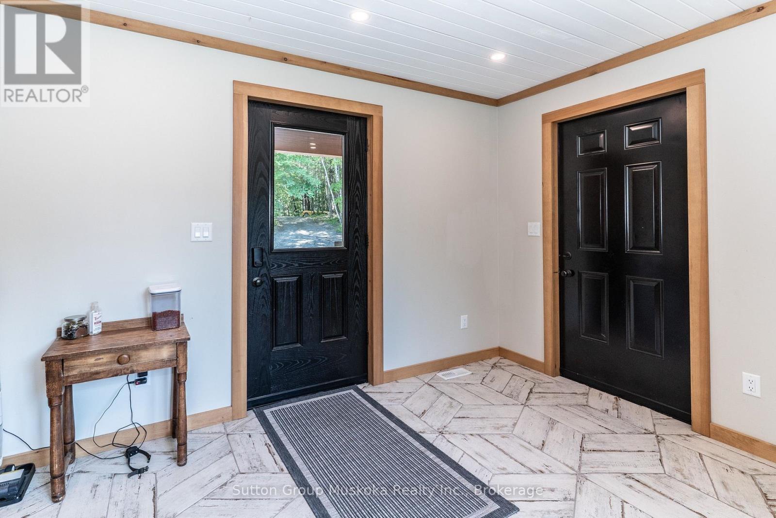 1265 Britannia Road Property Photo 25