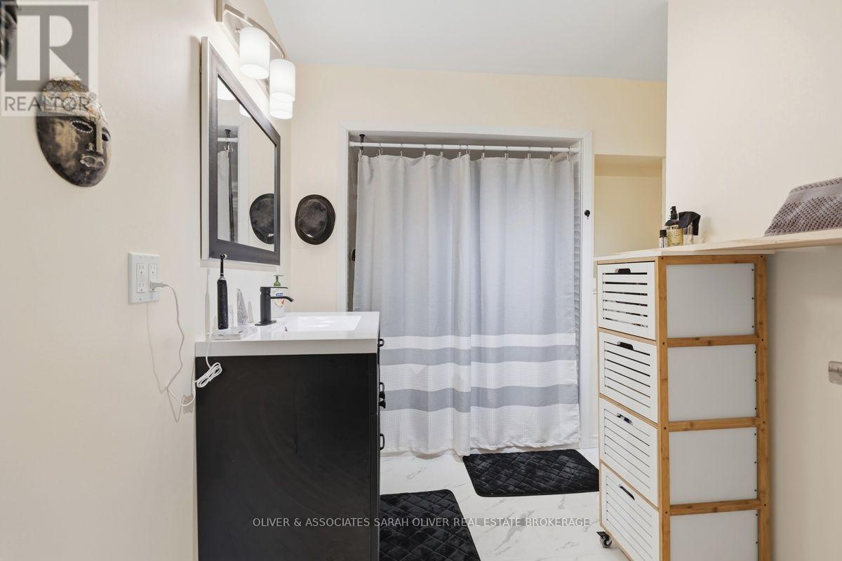 4159 Putnam Road Property Photo 17