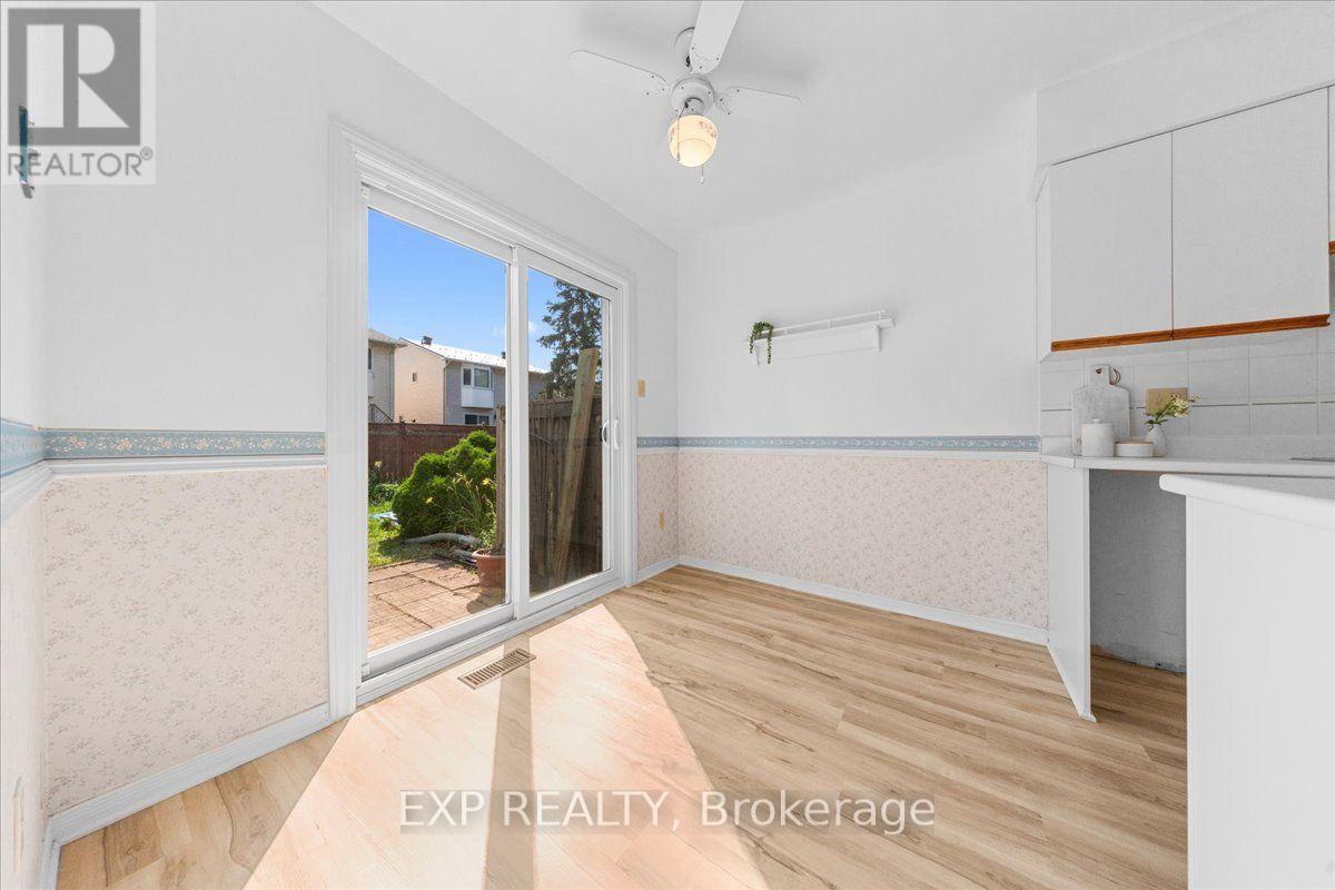 77 Waterton Crescent Property Photo 19