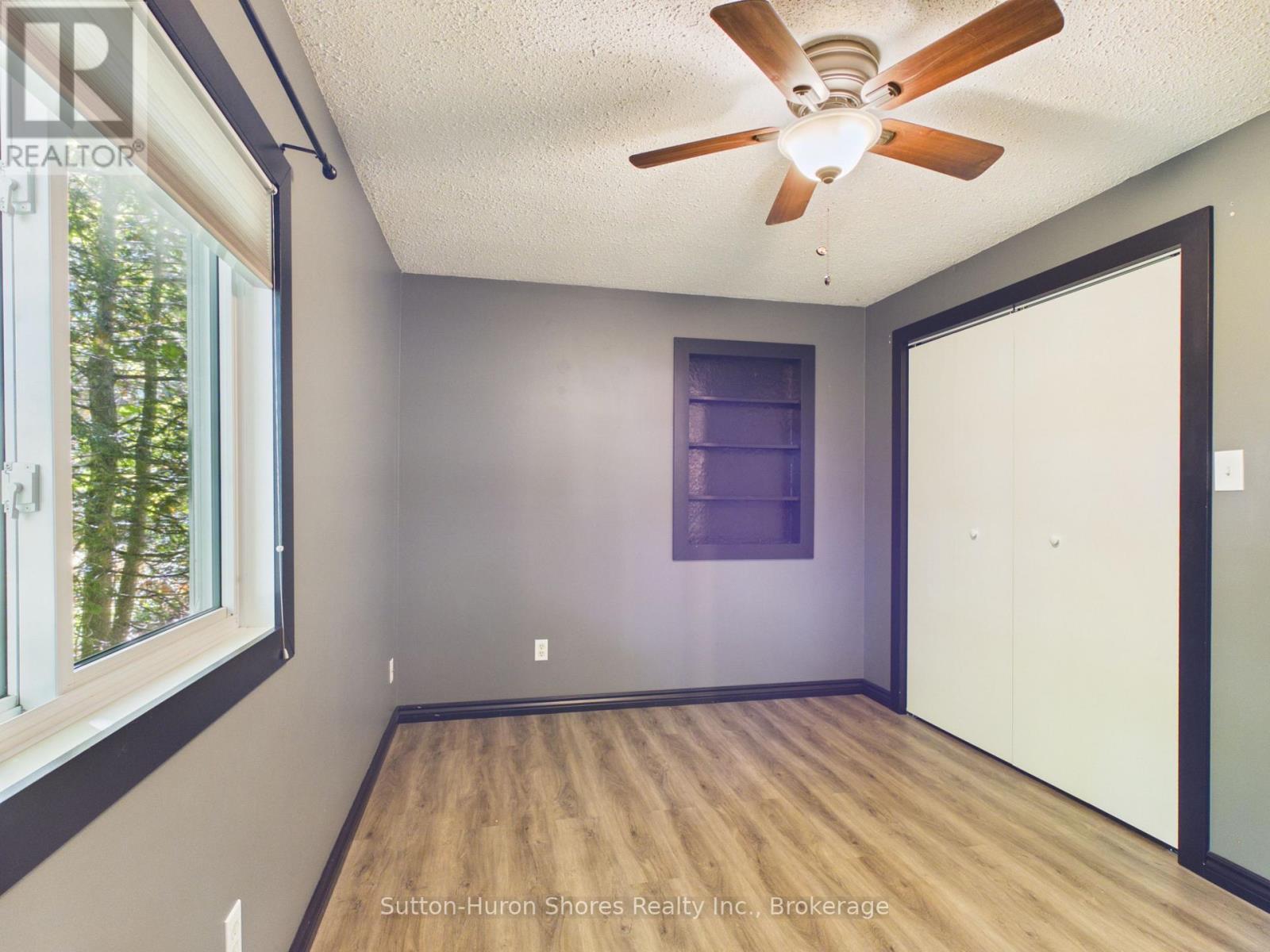 418 Elgin Street Property Photo 12