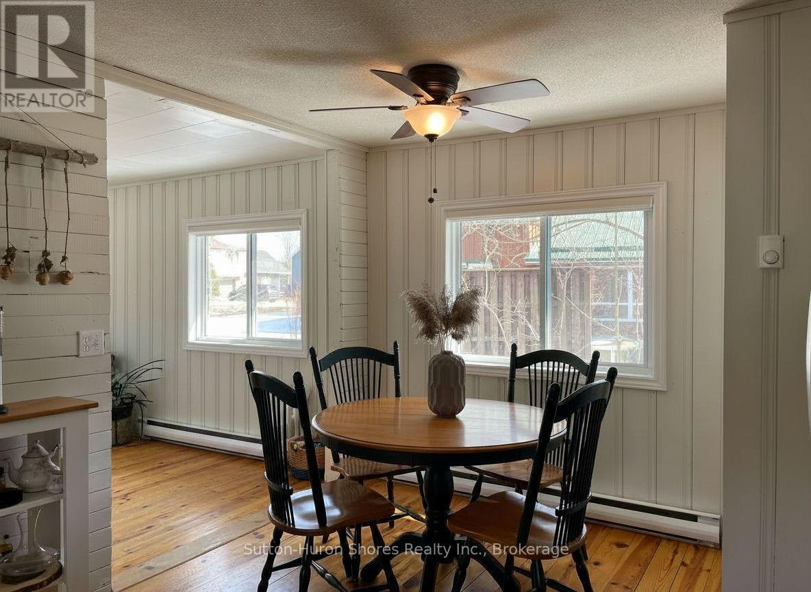 418 Elgin Street Property Photo 18
