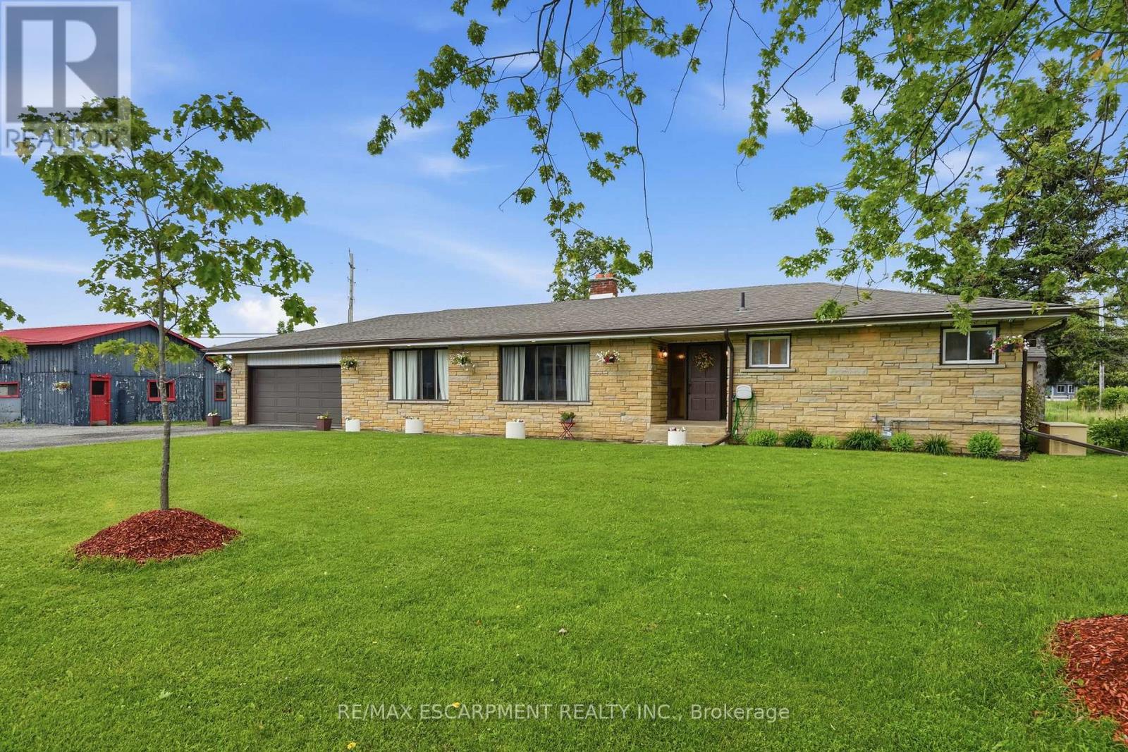 1408 Edgewood Road Property Photo 2