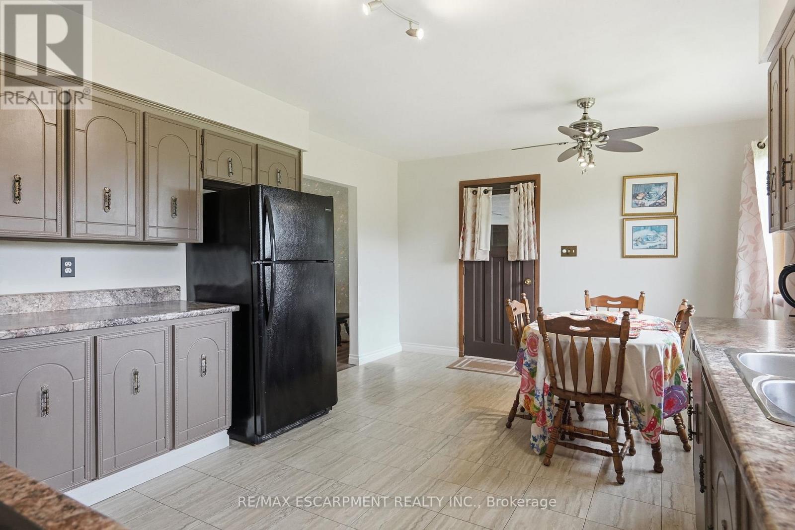 1408 Edgewood Road Property Photo 13