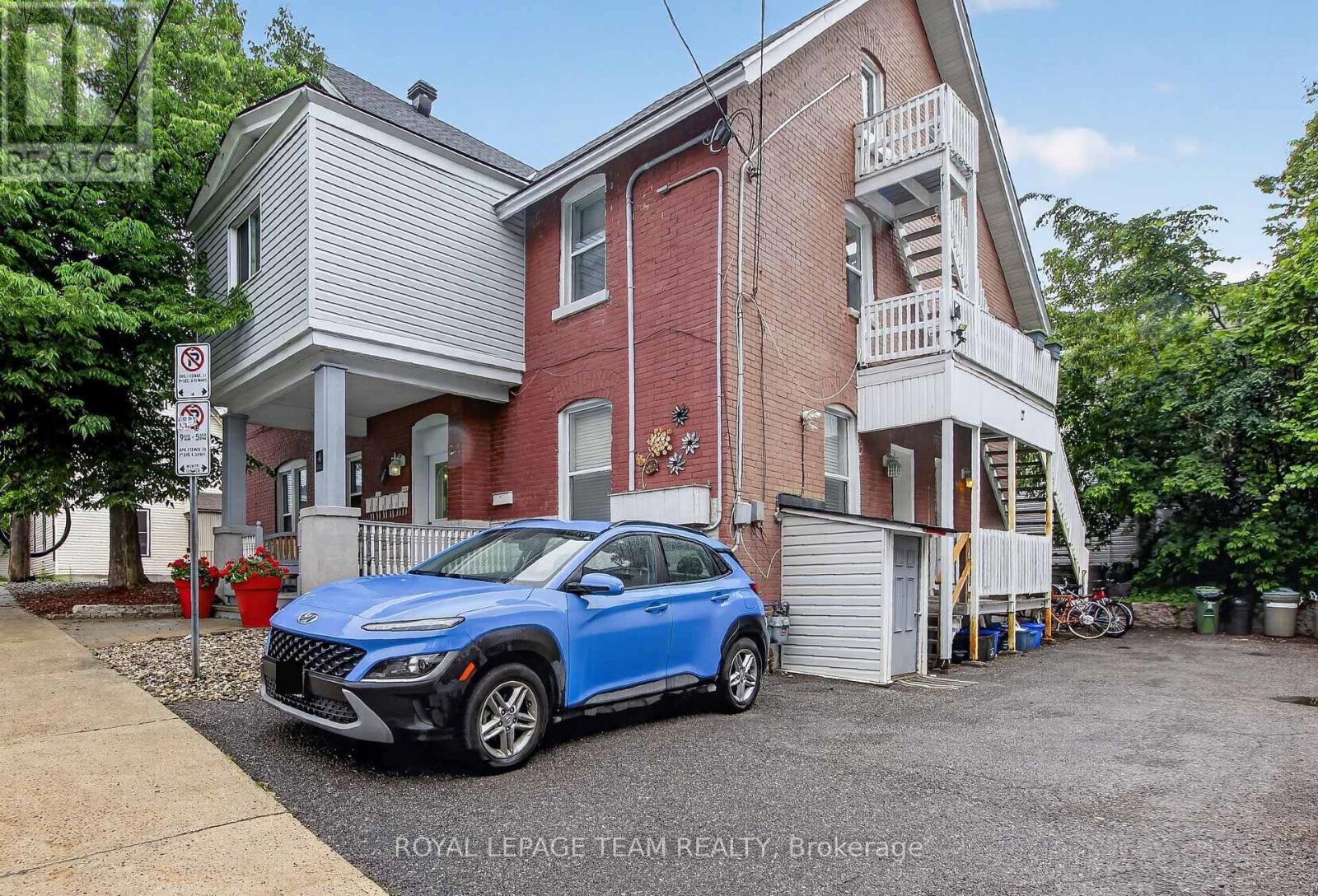 5 - 4 Eccles Street Property Photo 3