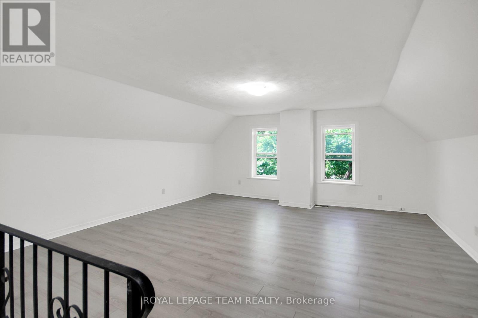 5 - 4 Eccles Street Property Photo 7