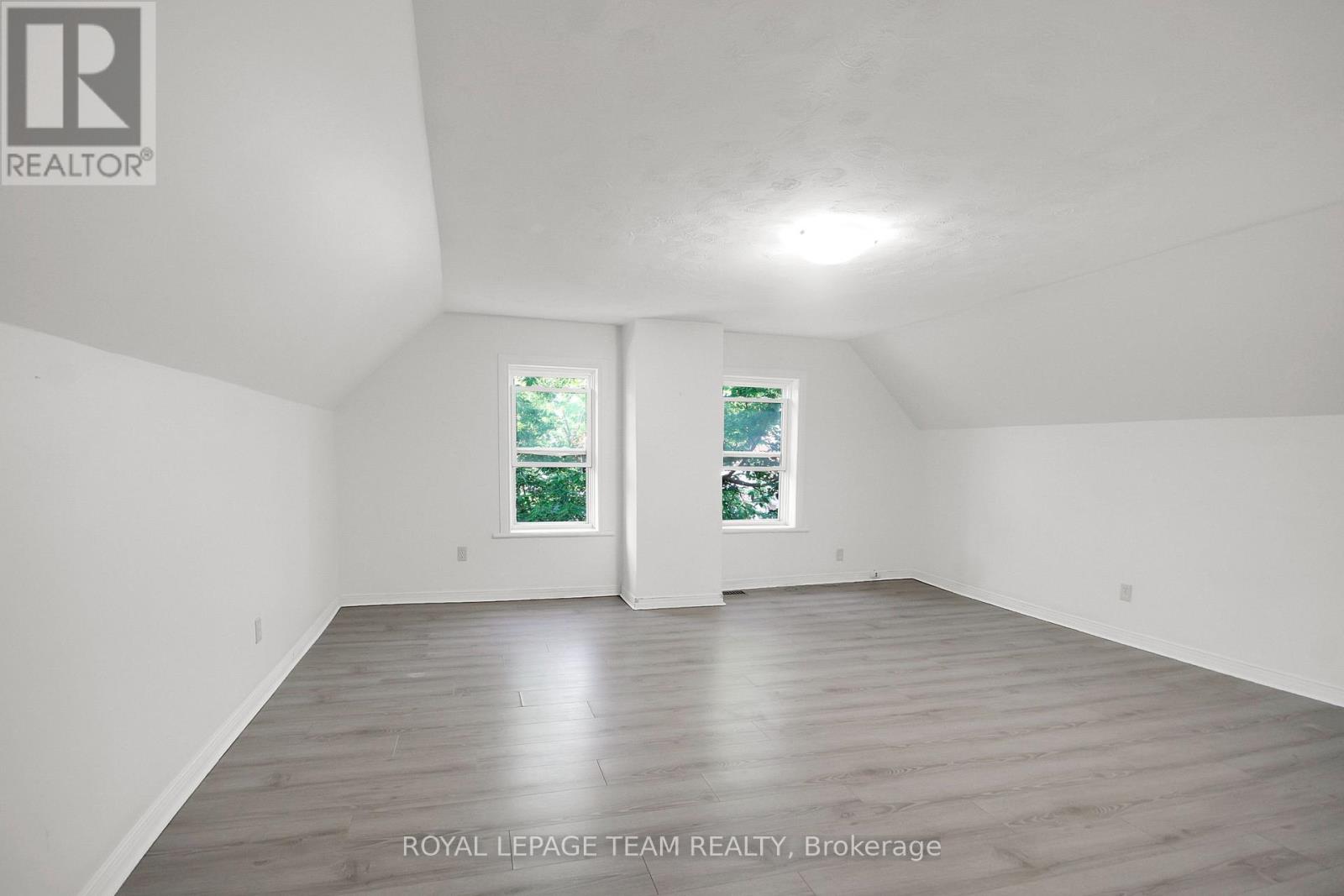 5 - 4 Eccles Street Property Photo 10