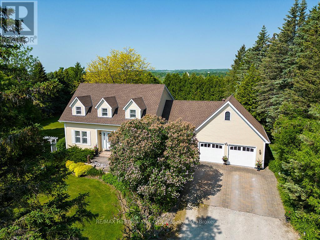 788267 Grey 13 Road Property Photo 1