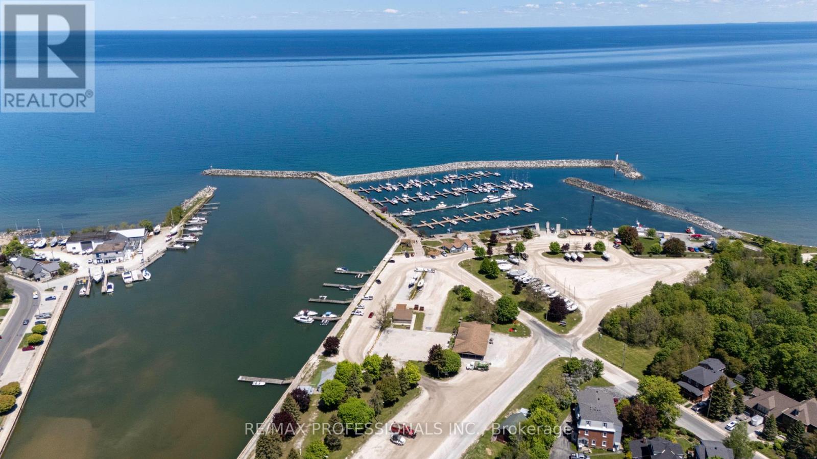412 Miller Street Property Photo 16