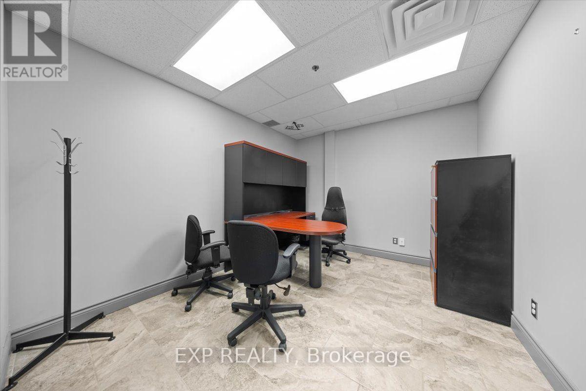 124 - 40 Sunset Boulevard Property Photo 12