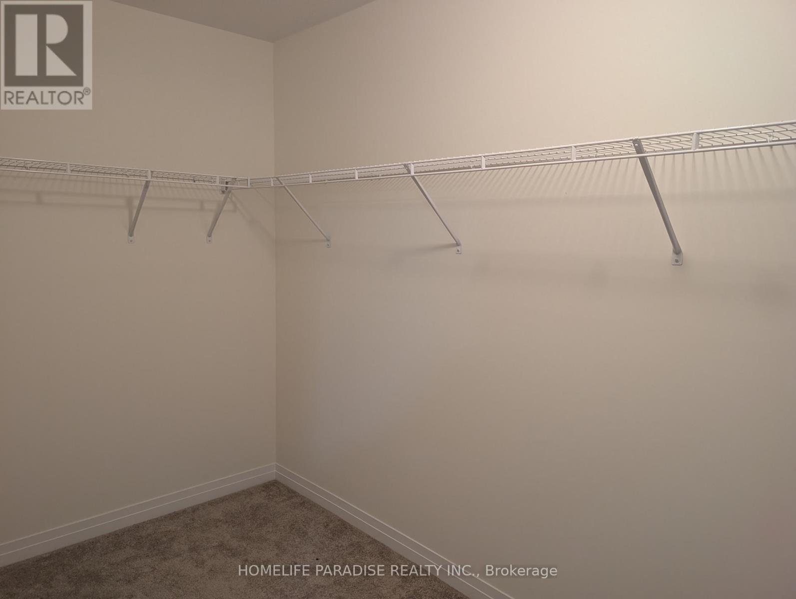 3 - 15 Blacklock Street E Property Photo 10