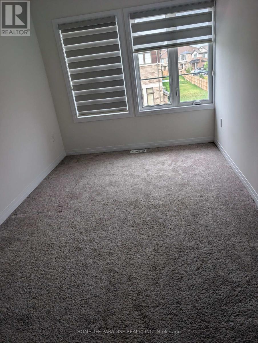 3 - 15 Blacklock Street E Property Photo 12