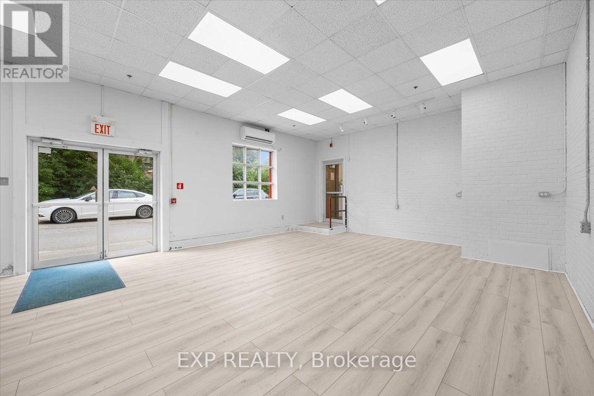 114 - 40 Sunset Boulevard Property Photo 3