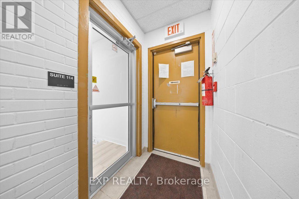 114 - 40 Sunset Boulevard Property Photo 10