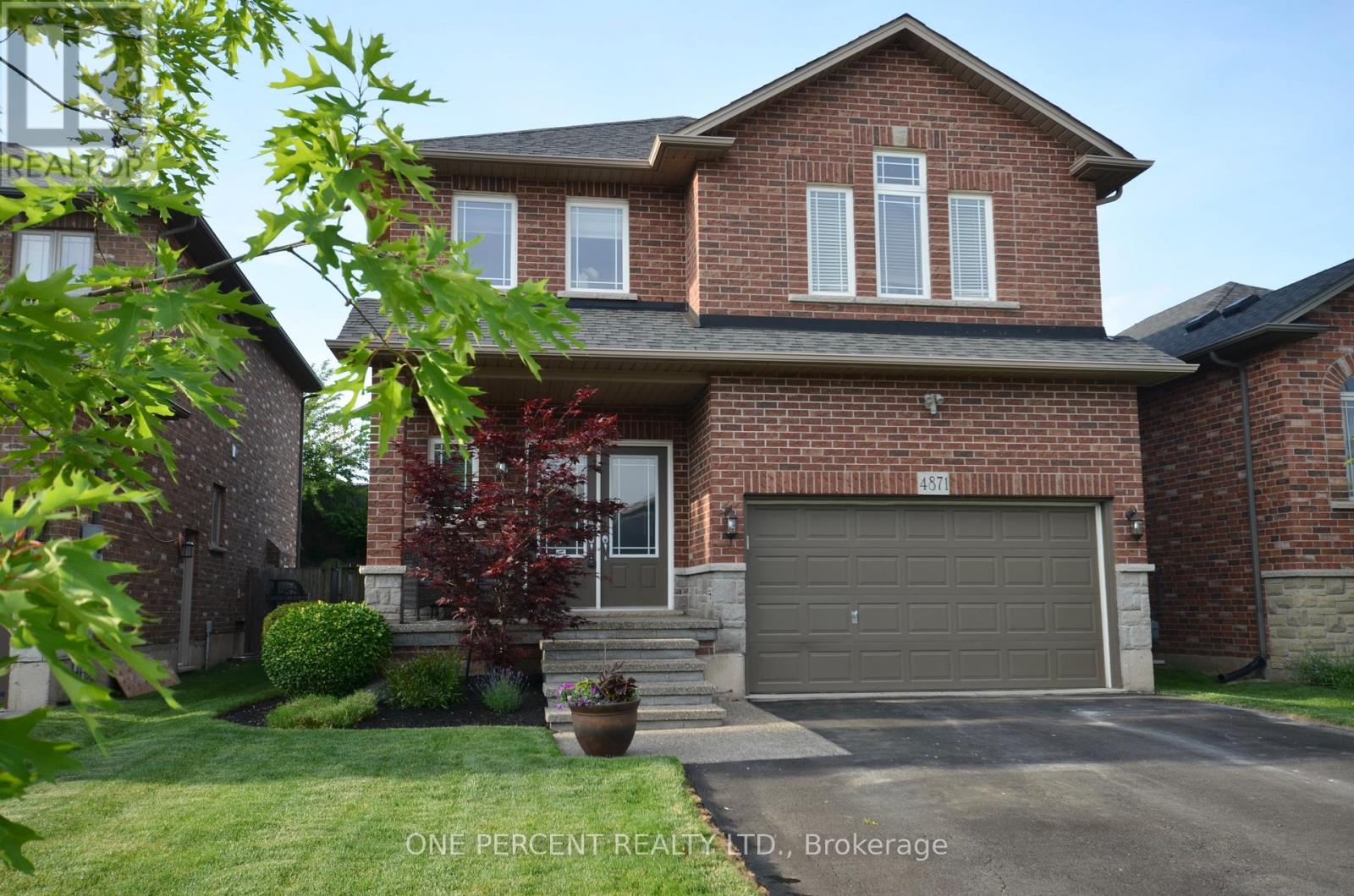 4871 Northgate Crescent Property Photo 1