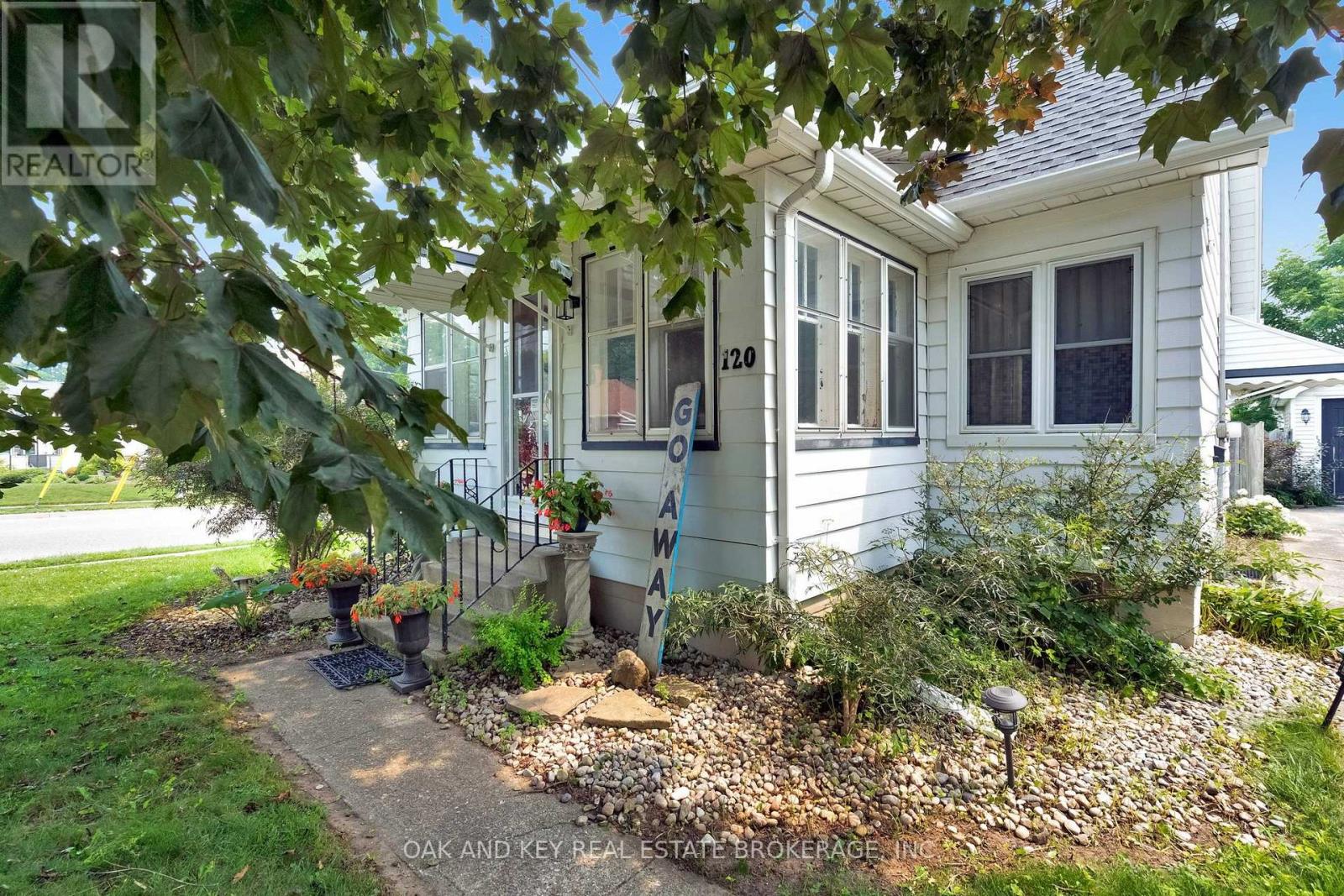 120 Sydenham Street Property Photo 7