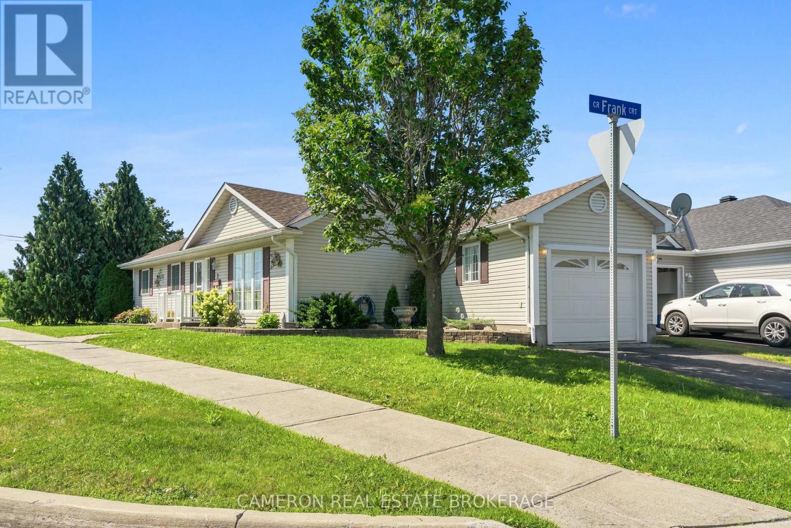 2 Enza Drive Property Photo 2