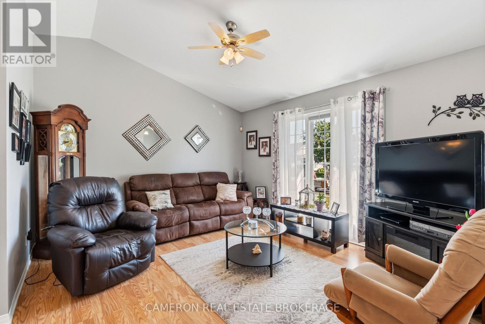 2 Enza Drive Property Photo 8