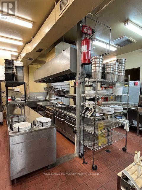 60 Walnut Street Property Photo 10