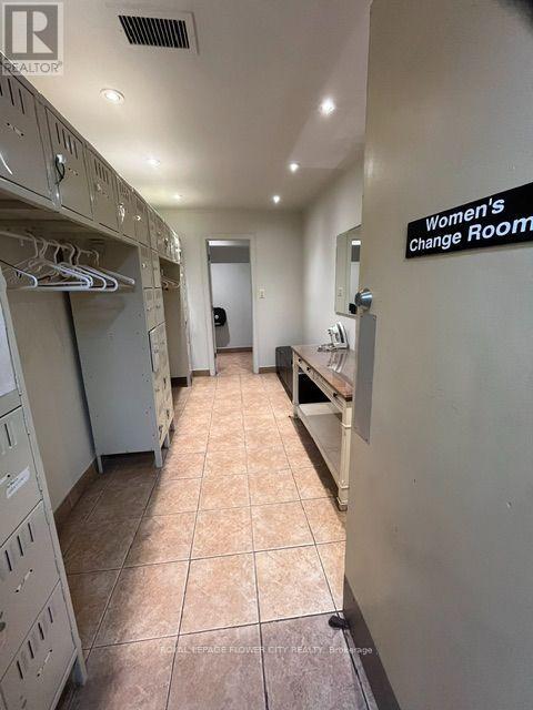 60 Walnut Street Property Photo 30