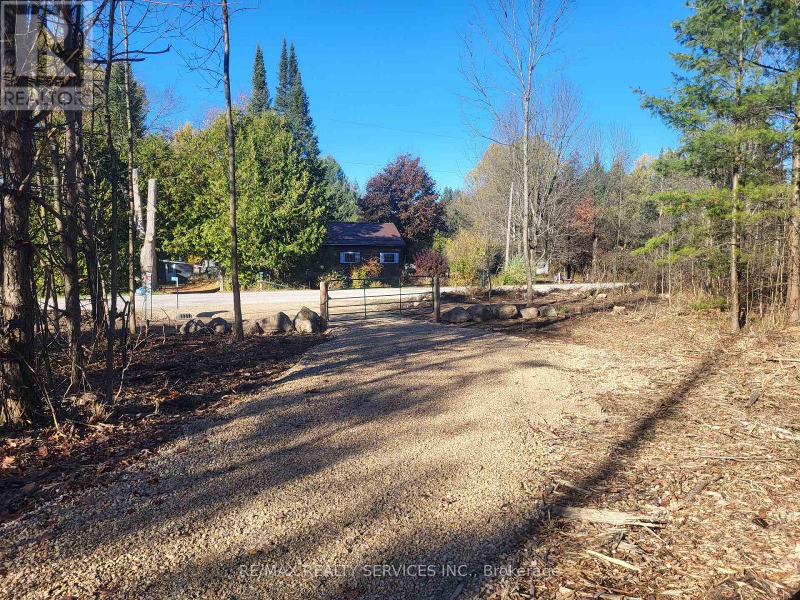 395421 Concession 2 Road Property Photo 5