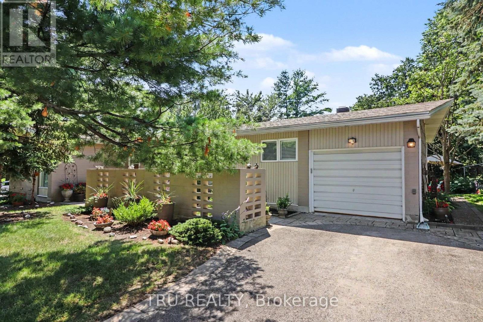 1174 Cameo Drive Property Photo 2