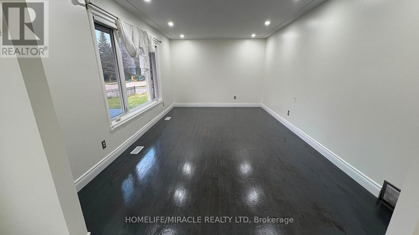 161 Kipling Avenue Property Photo 11
