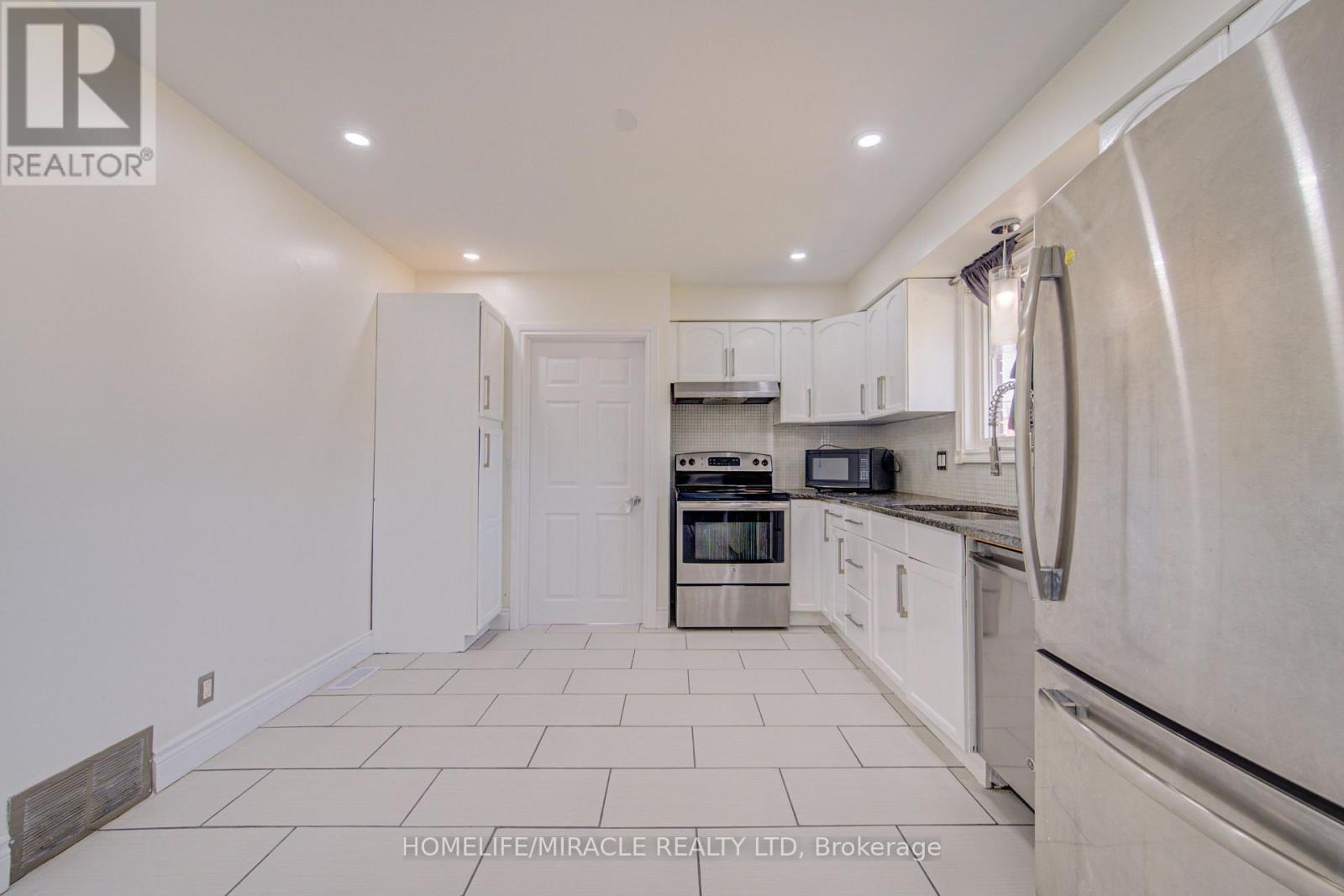 161 Kipling Avenue Property Photo 12