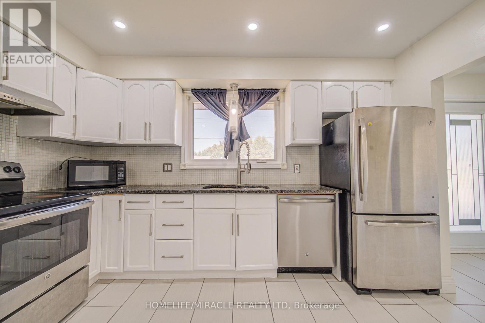 161 Kipling Avenue Property Photo 14