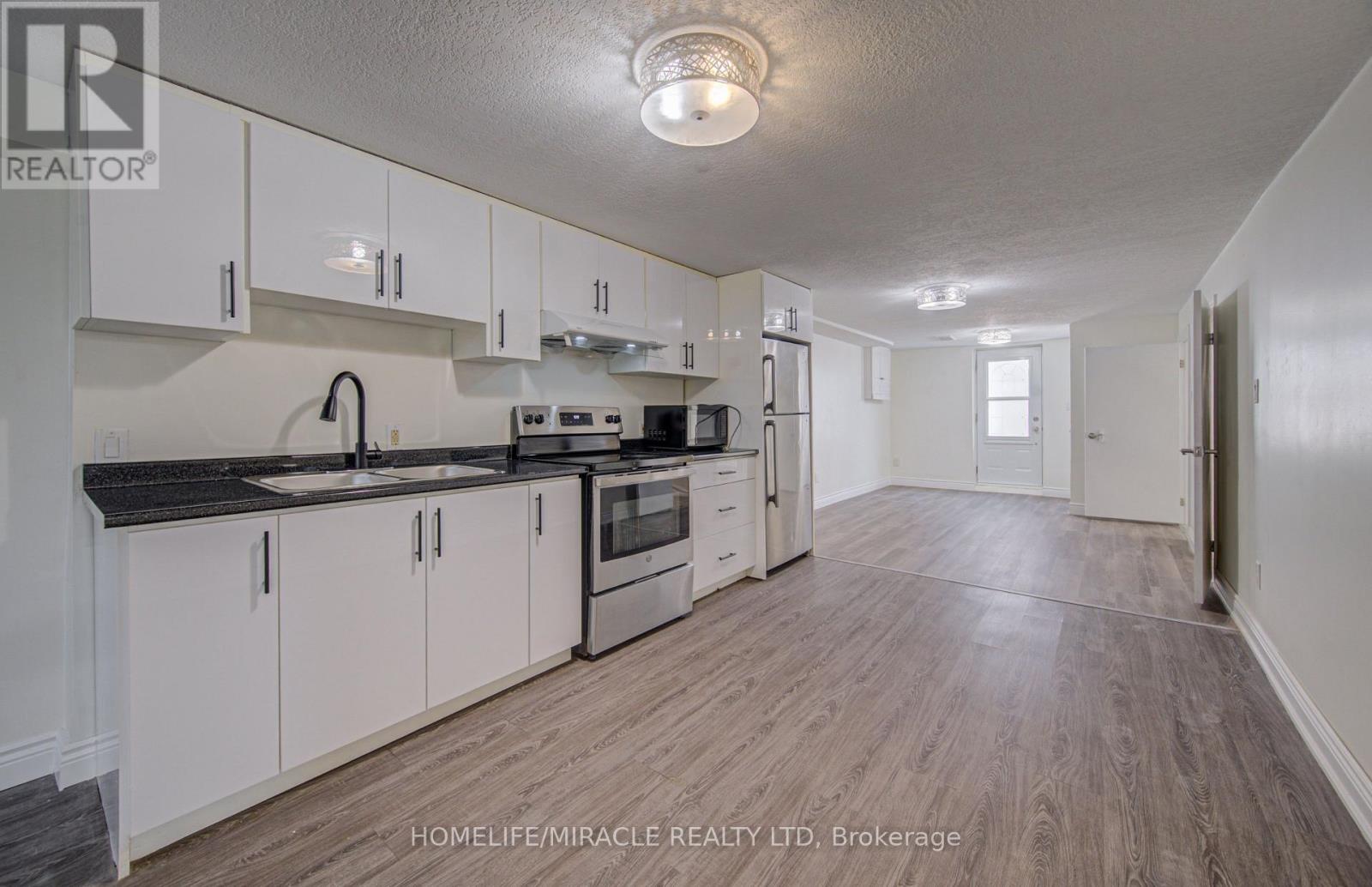 161 Kipling Avenue Property Photo 29