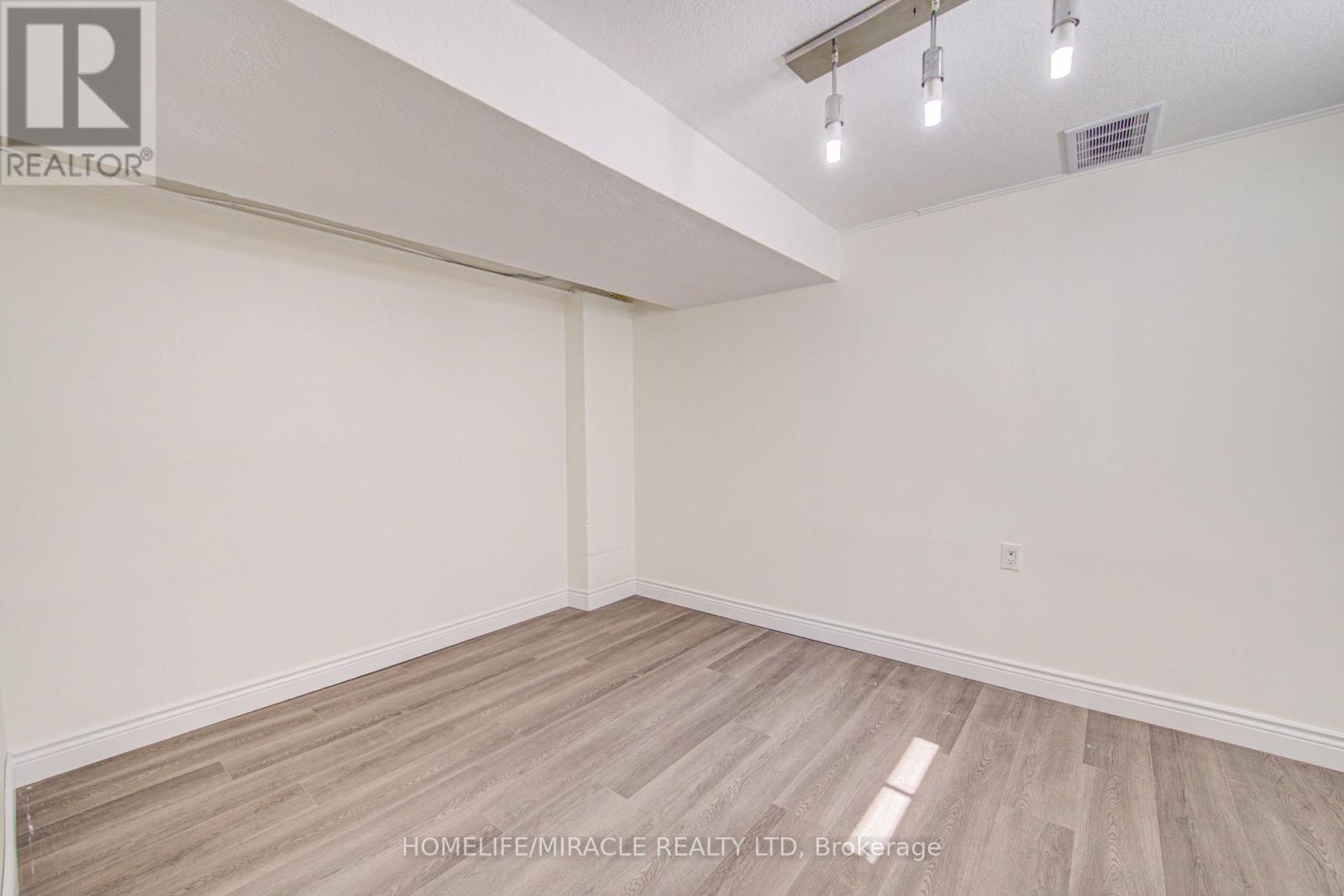 161 Kipling Avenue Property Photo 38