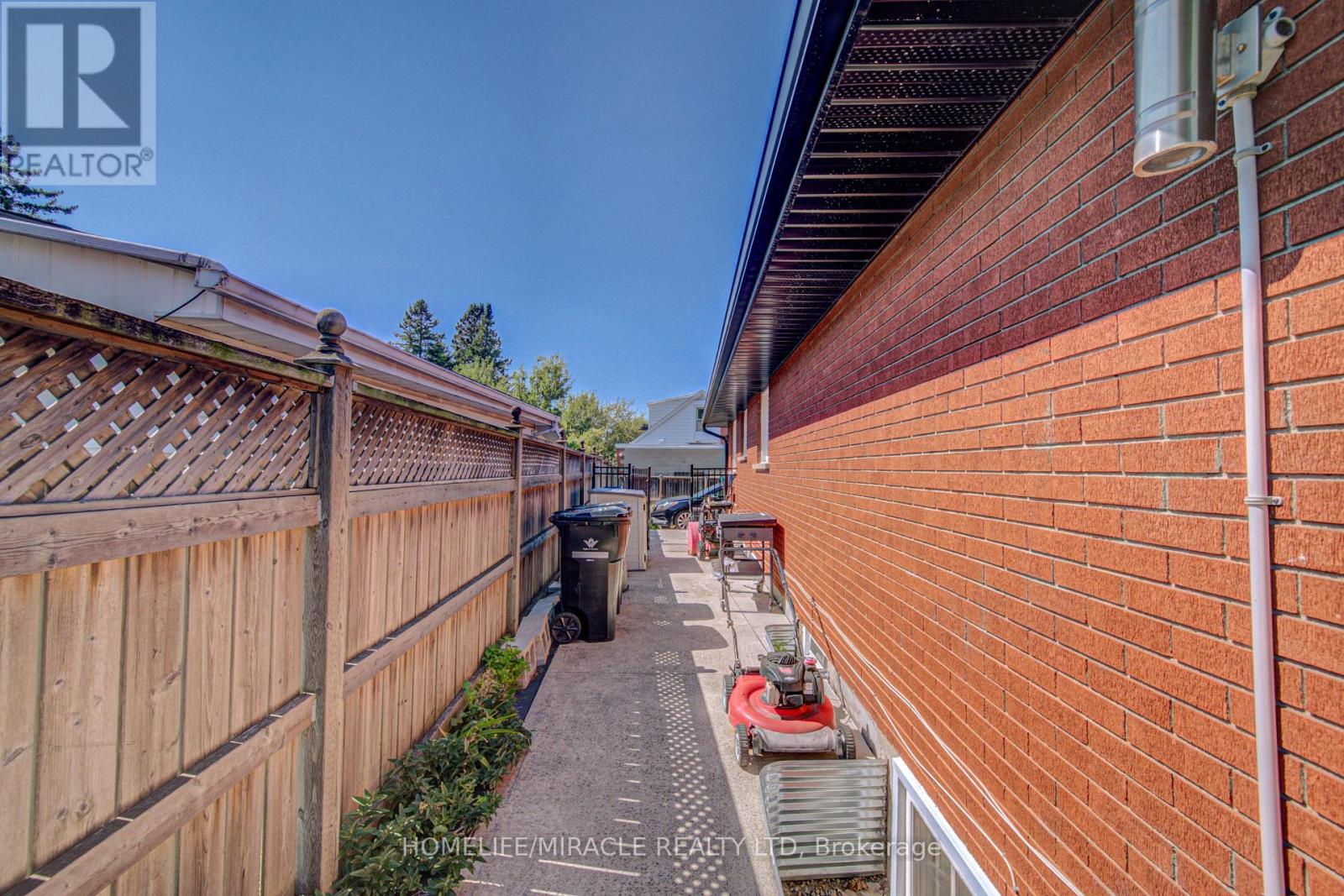 161 Kipling Avenue Property Photo 39