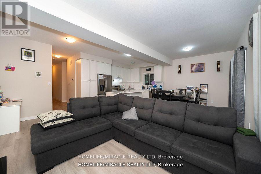 139 Siebert Avenue Property Photo 4