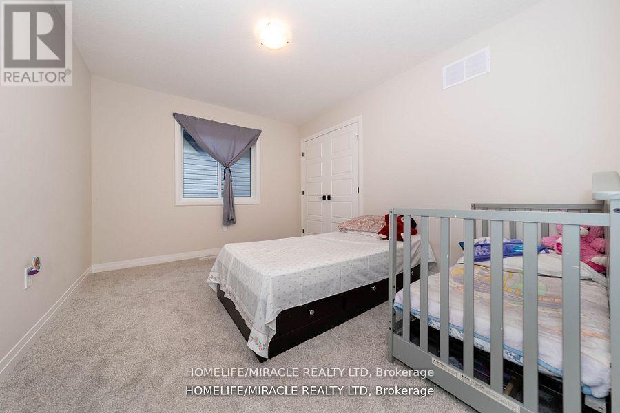 139 Siebert Avenue Property Photo 8