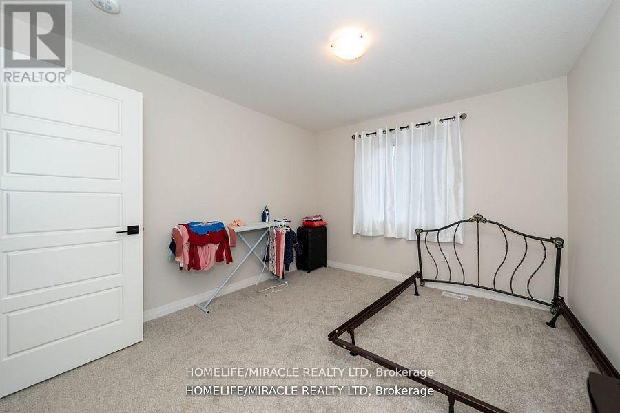 139 Siebert Avenue Property Photo 9