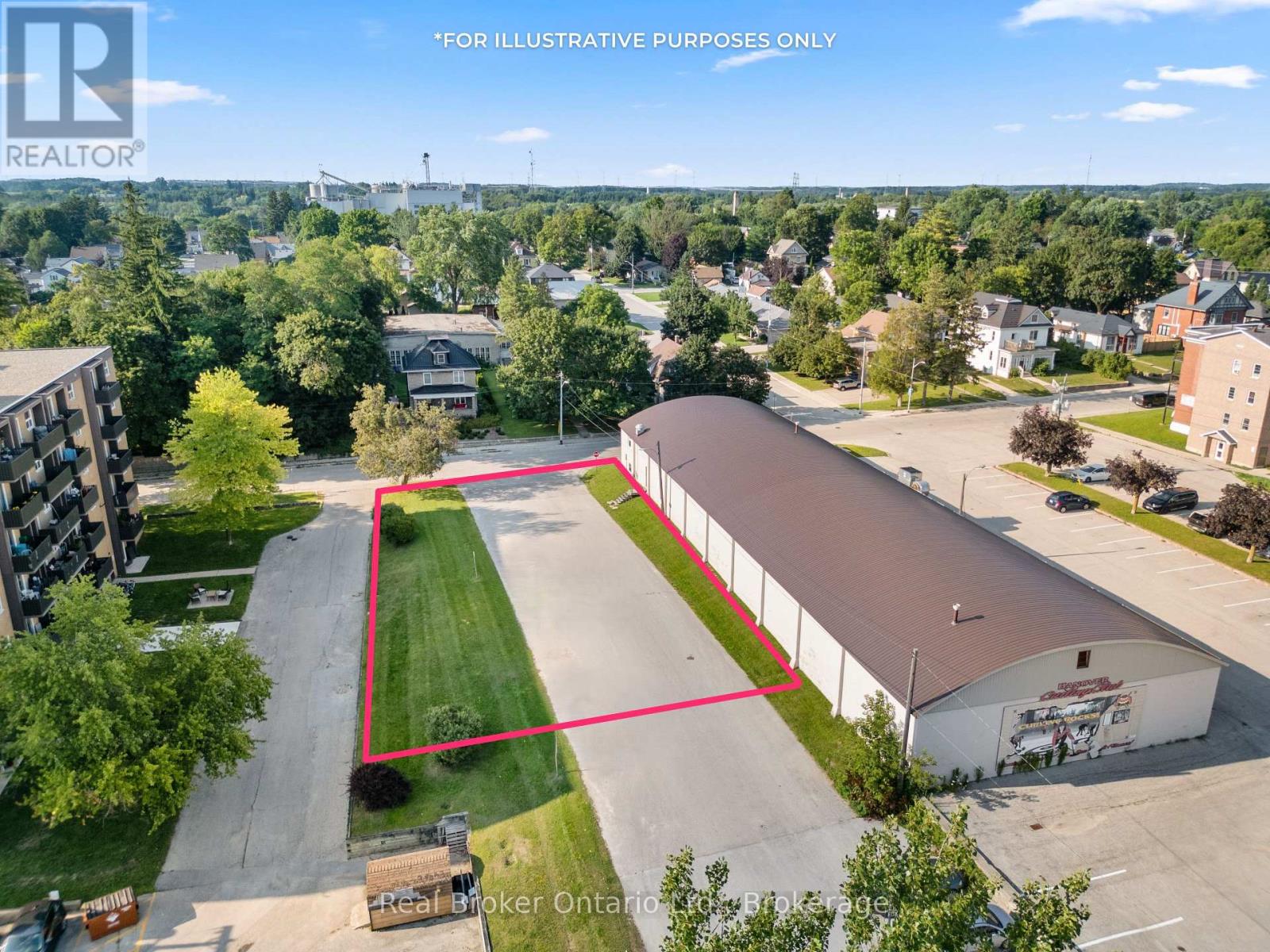 247 12th Street Property Photo 1