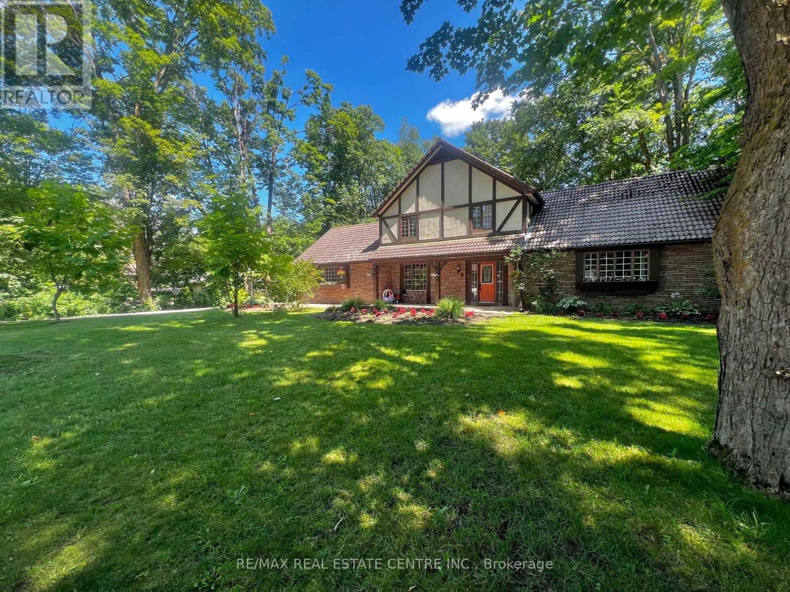 132 Birch Grove Property Photo 7