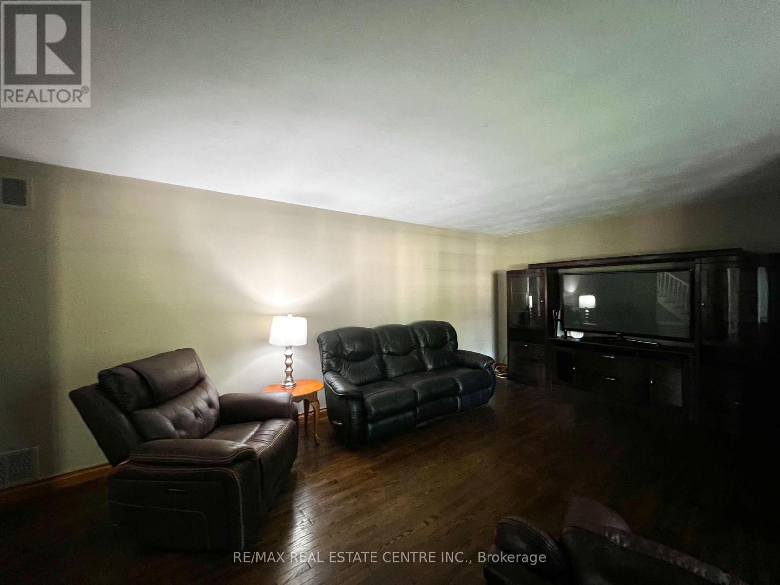 132 Birch Grove Property Photo 9