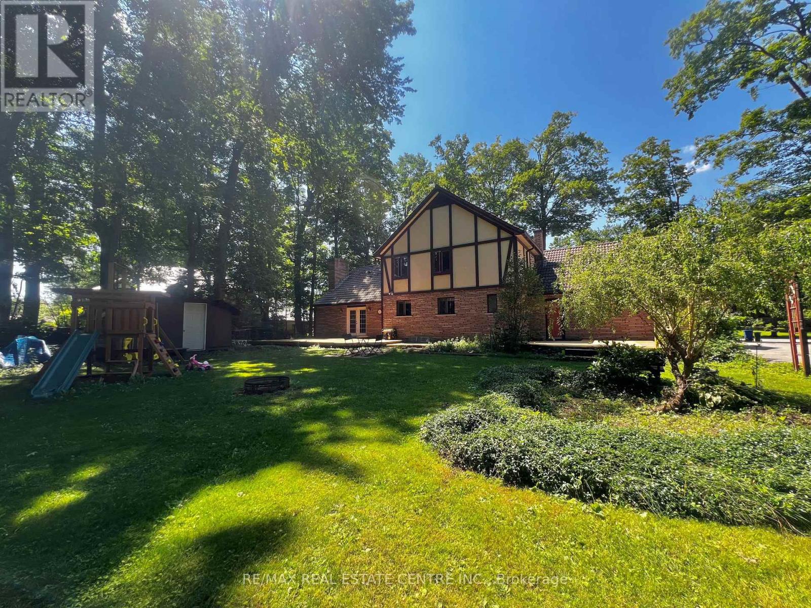 132 Birch Grove Property Photo 36