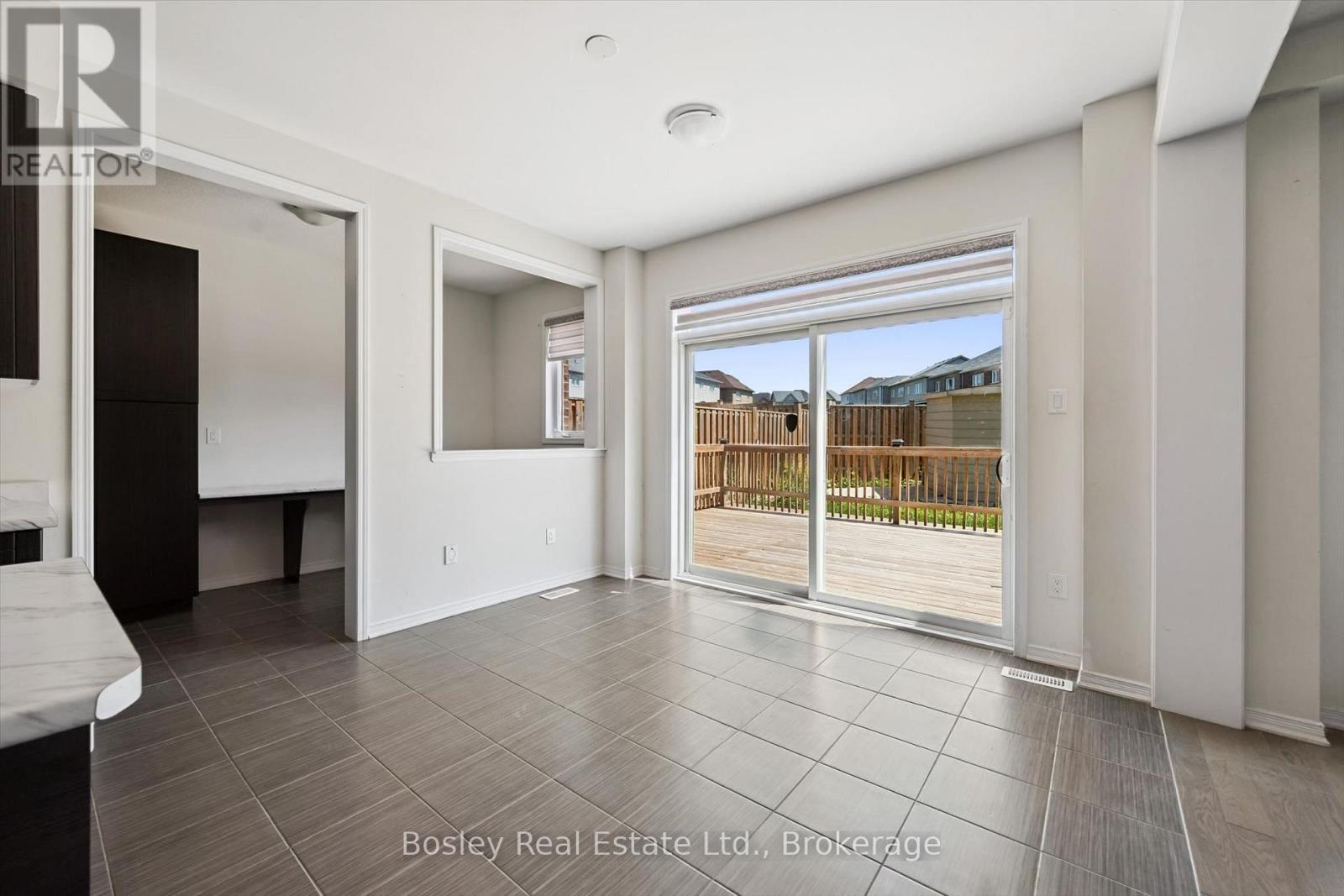 219 Dolman Street W Property Photo 24