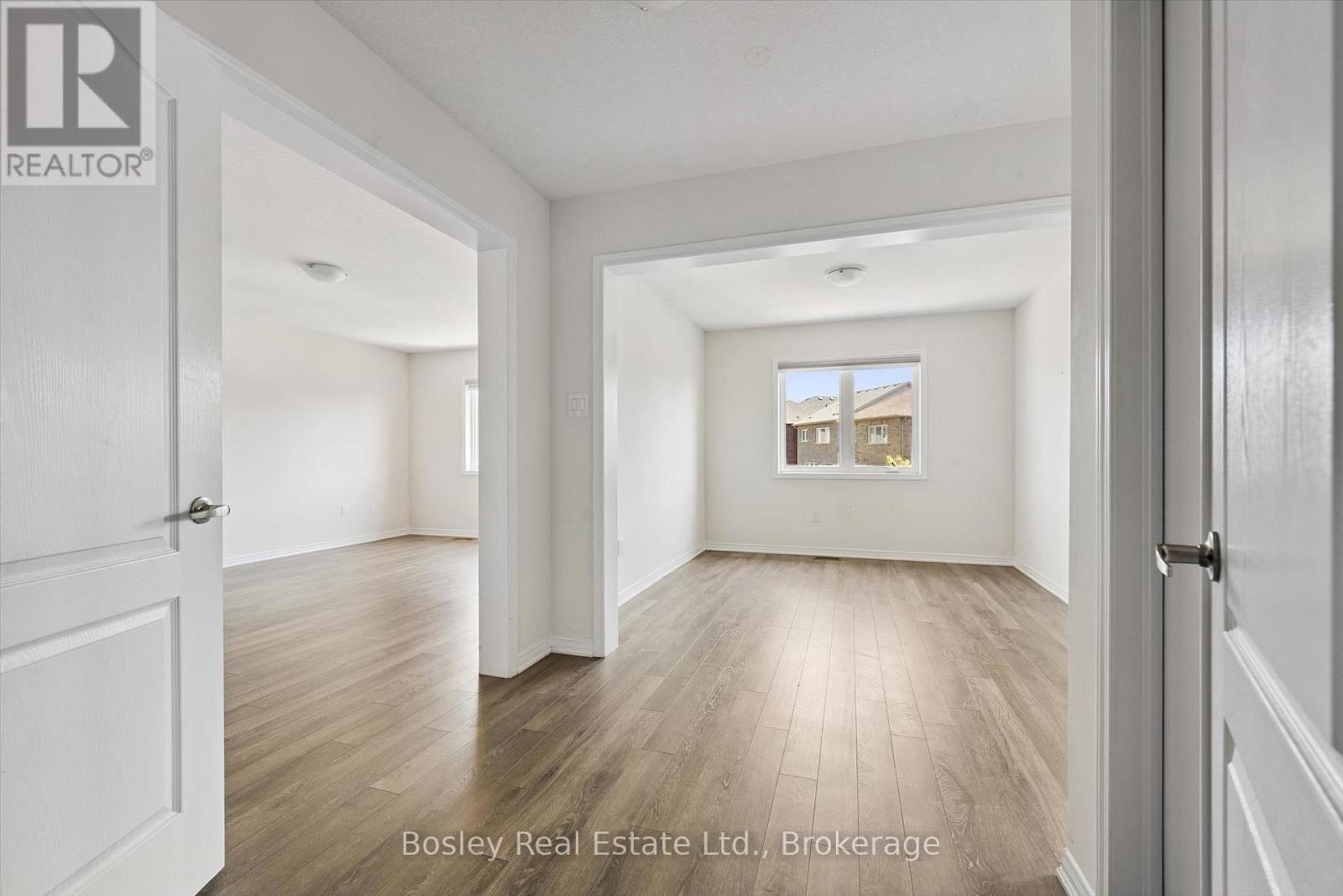 219 Dolman Street W Property Photo 28
