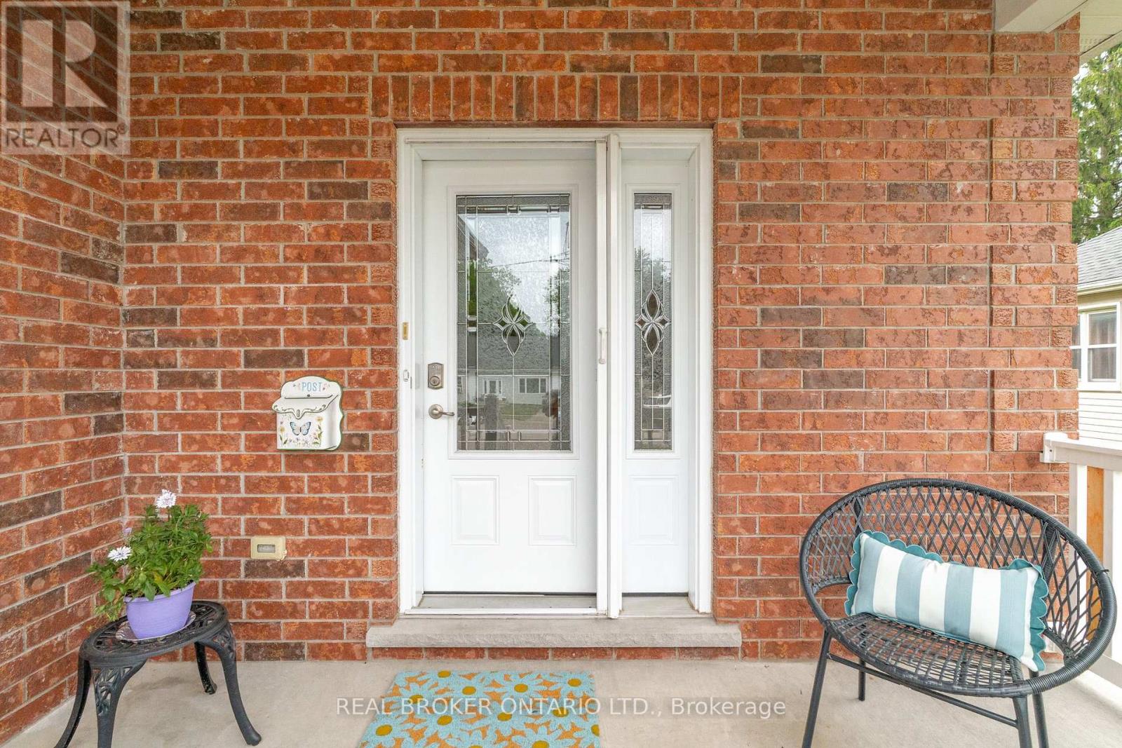 155 South Street S Property Photo 6