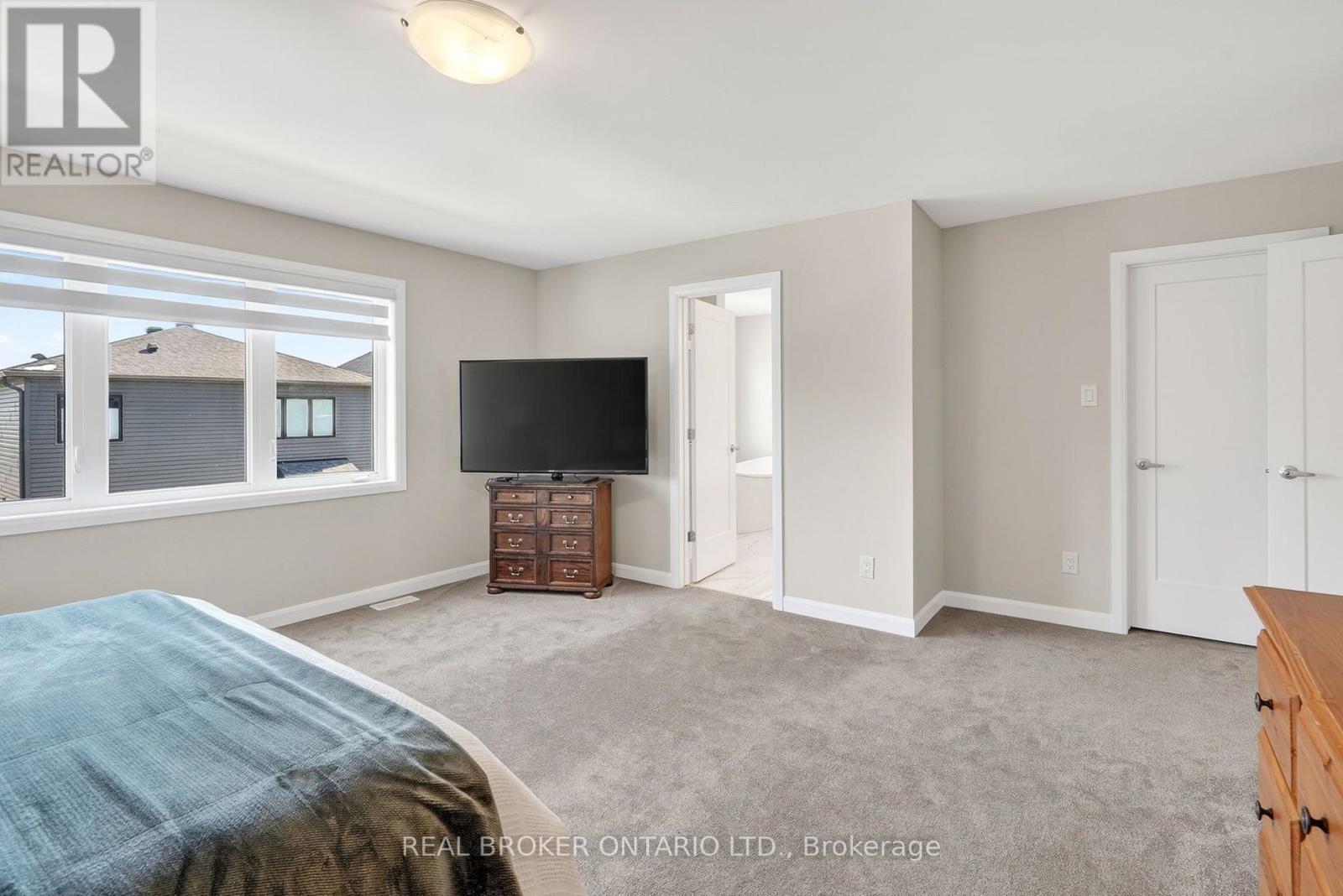 548 Anchor Circle Property Photo 20
