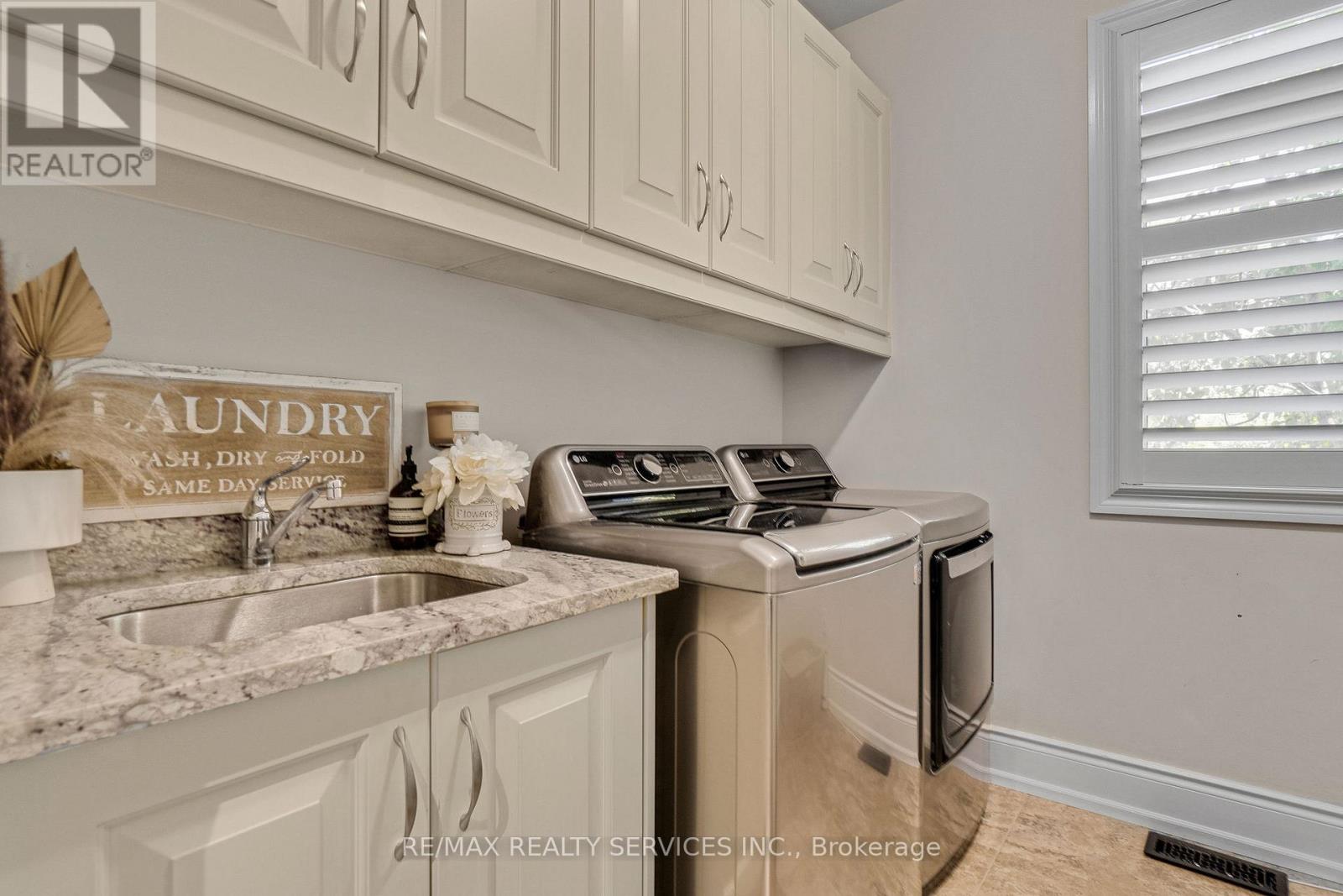 958 Beach Boulevard Property Photo 18