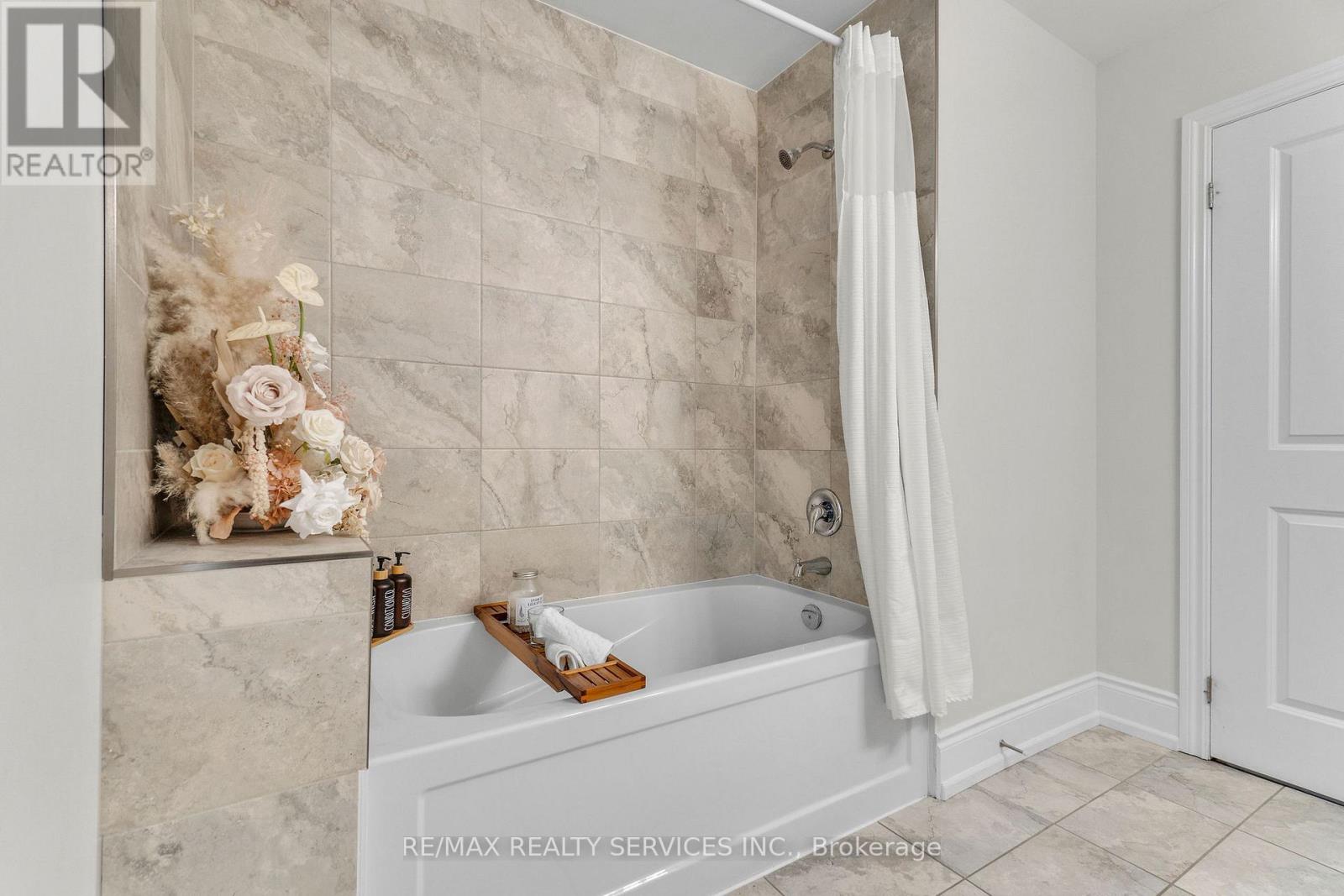 958 Beach Boulevard Property Photo 32