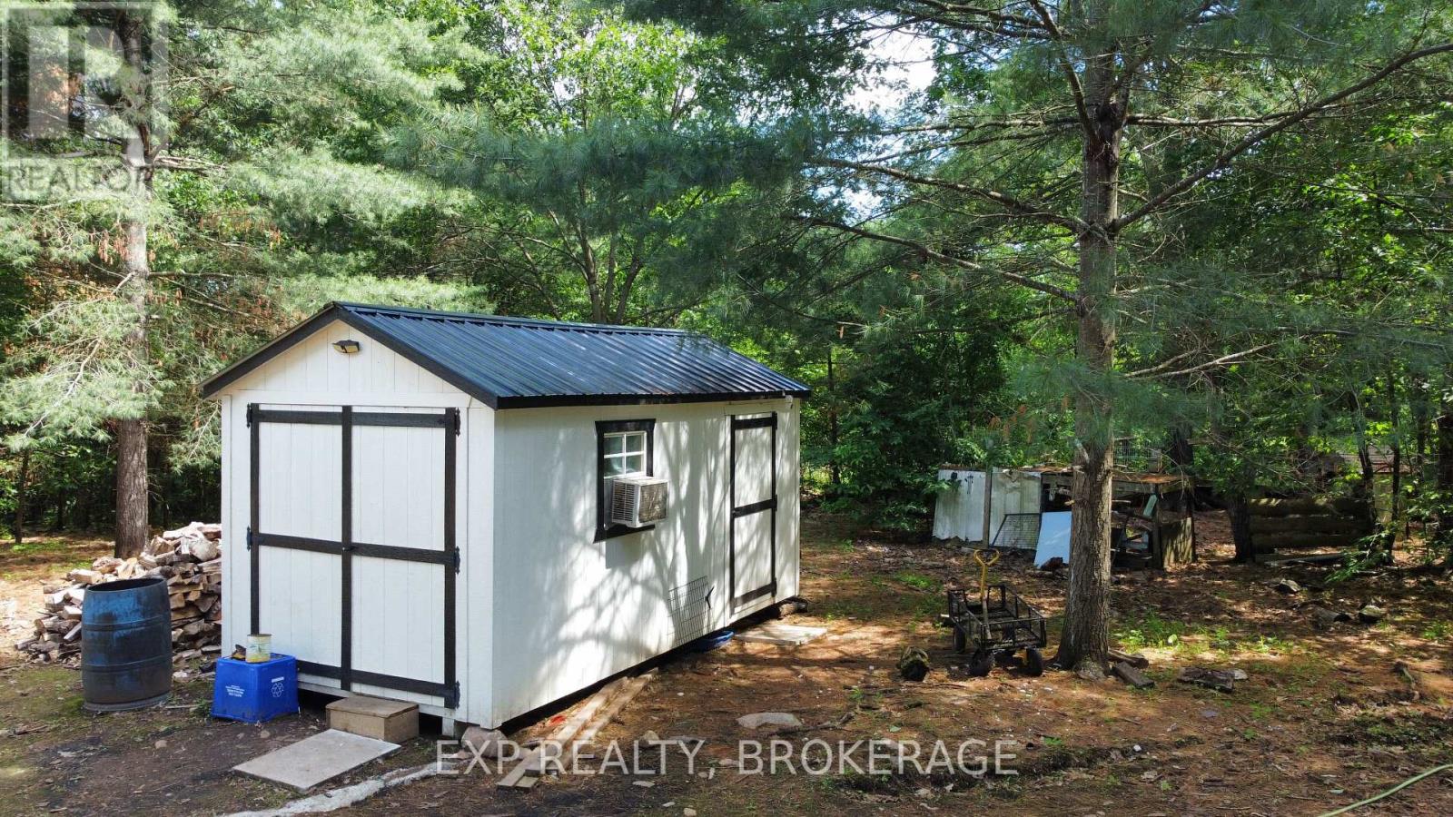 2100 Mclean Road Property Photo 5