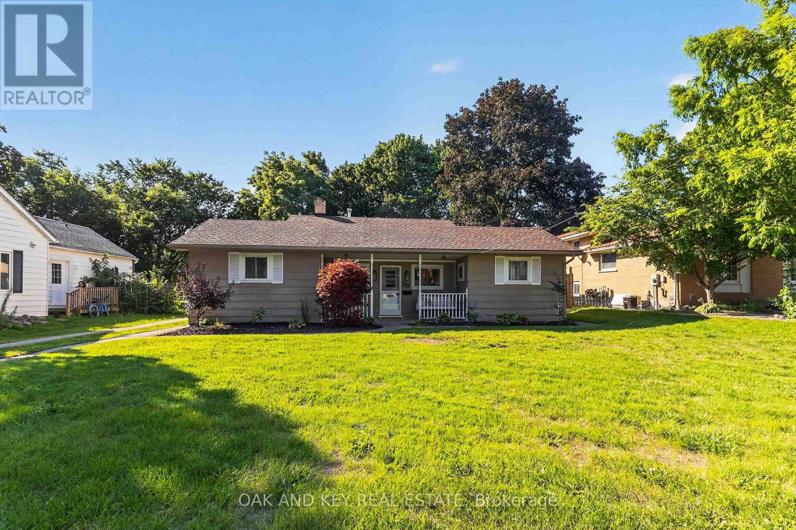 125 Keefer Street Property Photo 1