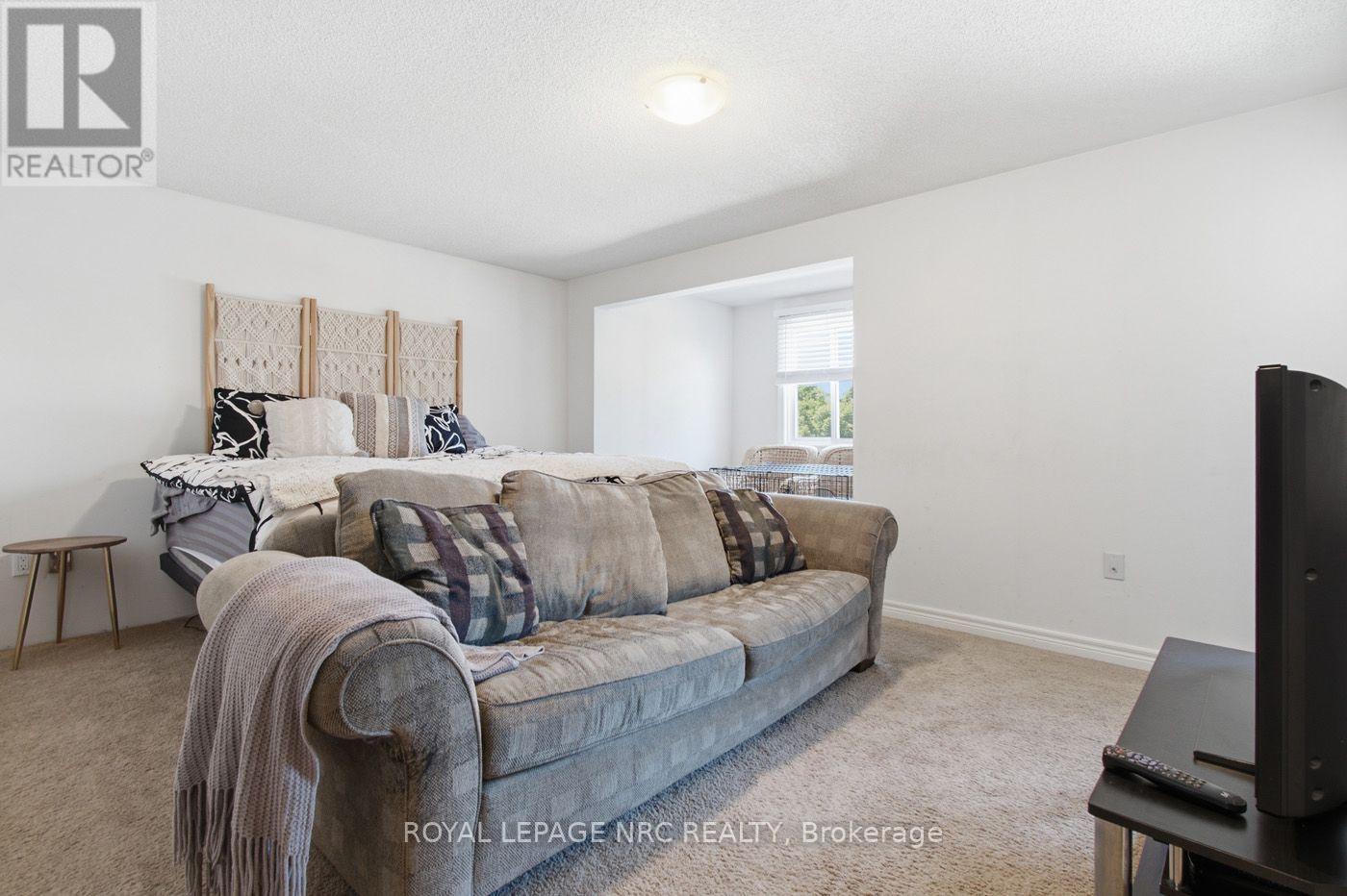 5 Culligan Crescent Property Photo 16