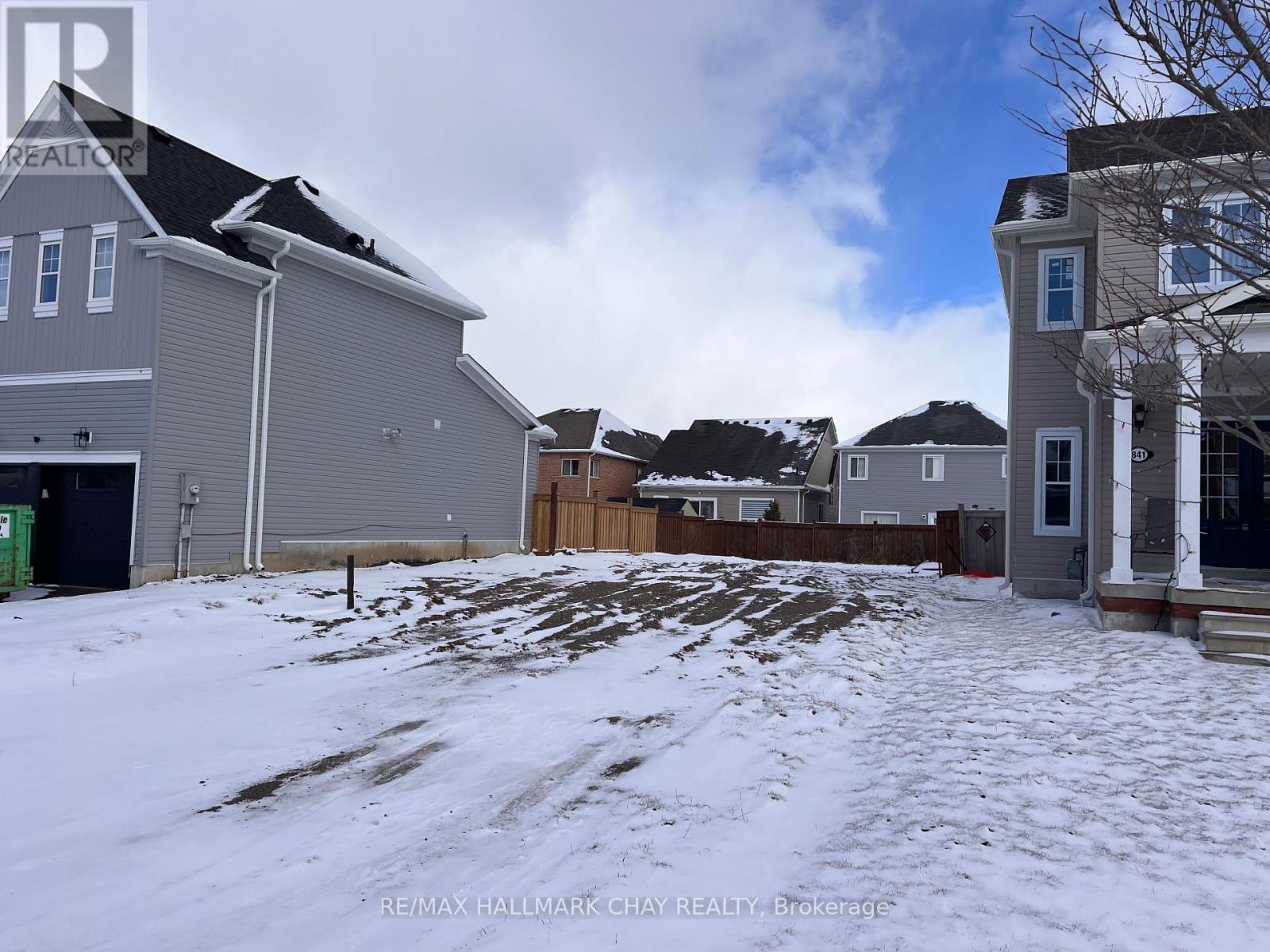 837 O'reilly Crescent Property Photo 1