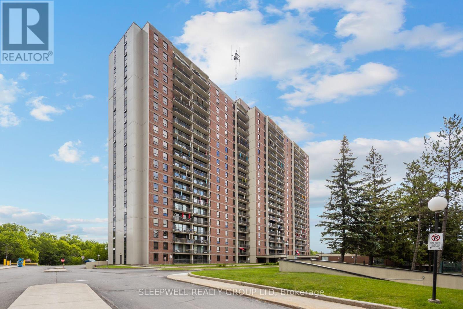 712 - 665 Bathgate Drive Property Photo 2
